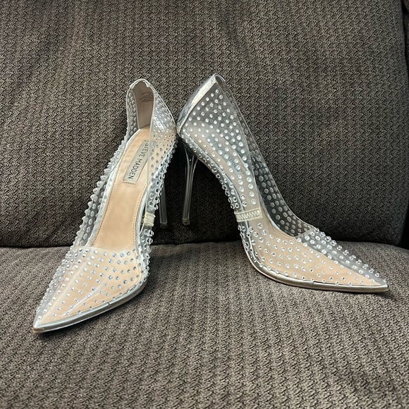 Sparkly Steve Madden Heels - Picture 1 of 6